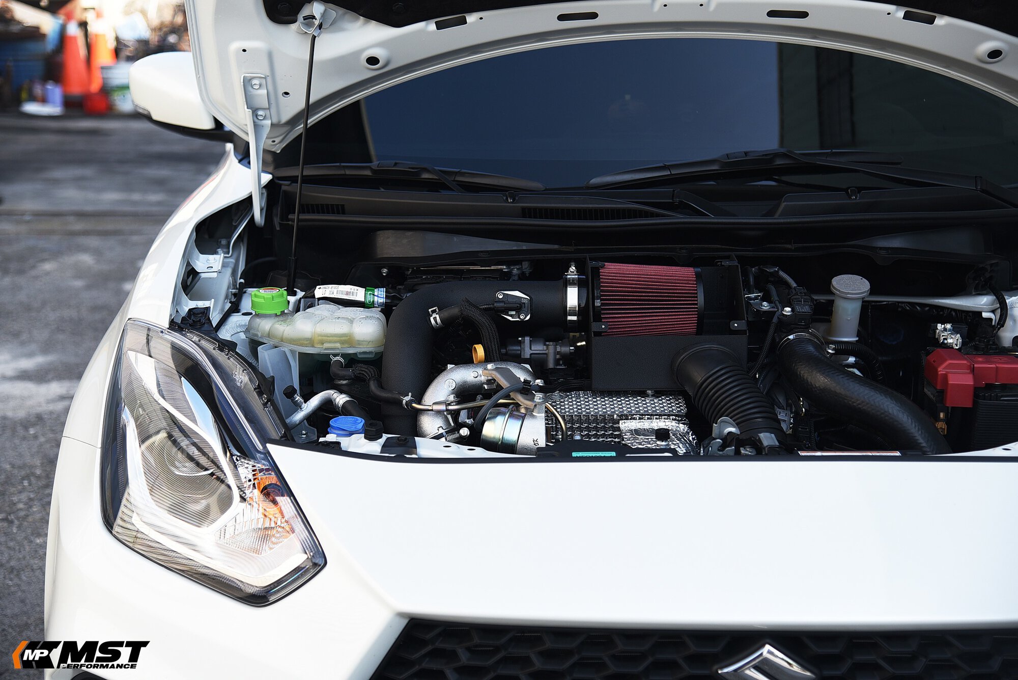 MST intake, Suzuki Swift 1.4T Hybrid Sport (ZX33S 2020+)-5