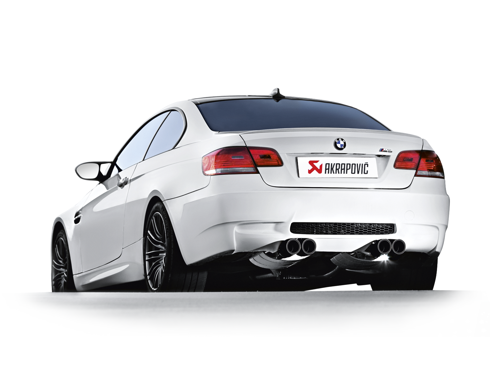 BMW M3 (E92, E93) (2007-2013), Akrapovic Evolution pakoputkisto-2