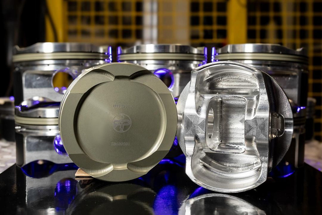 IRP mäntäsarja, BMW S63 (4.4L V8) (M5 / M6 / M8 / X5M..)