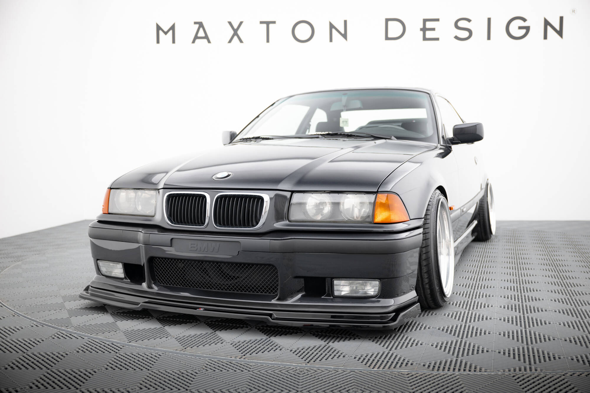 Etusplitteri (V1) BMW M3 / 3 M-Pack E36 Coupe, Maxton