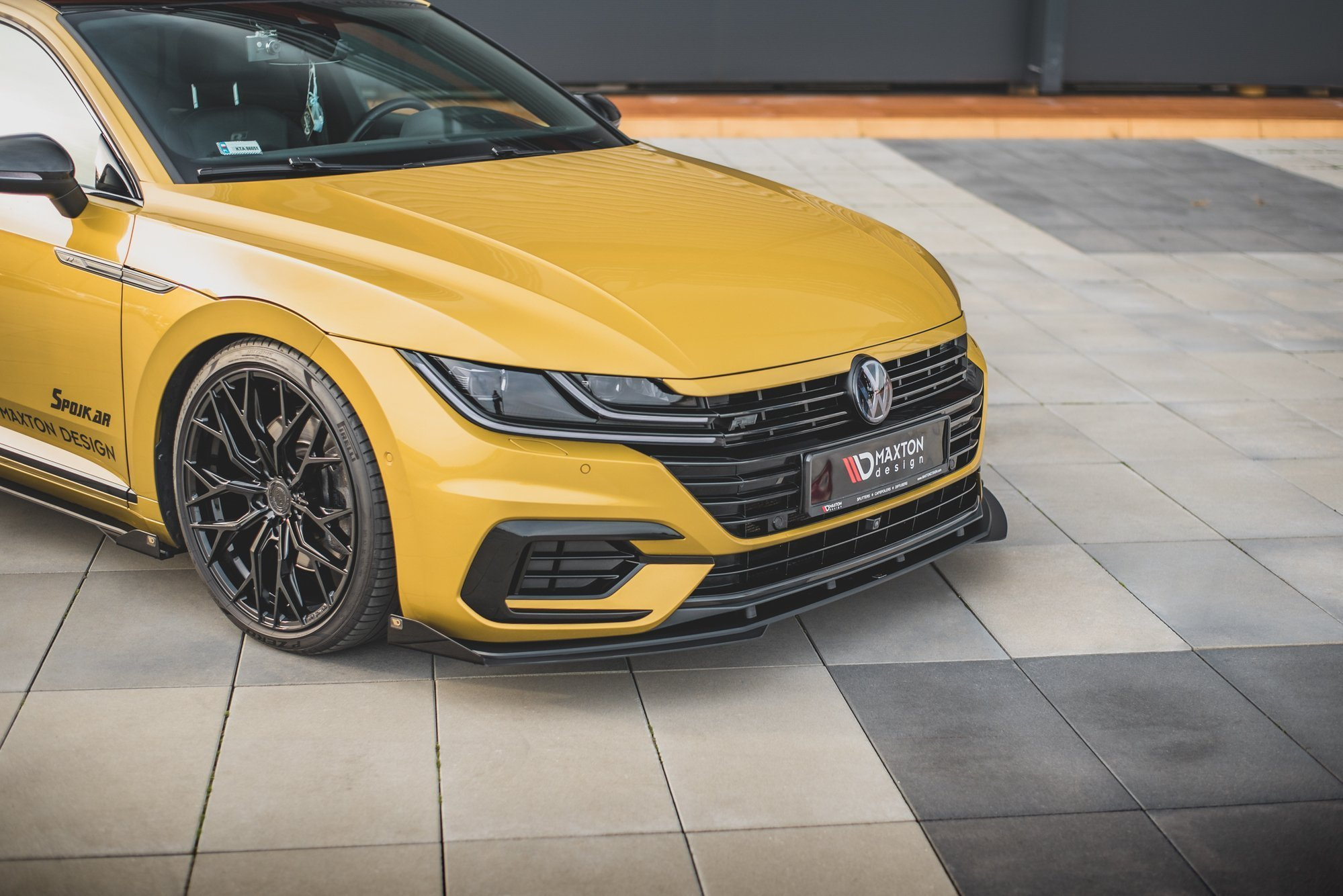 Levikelipat Volkswagen Arteon R-Line, Maxton-2