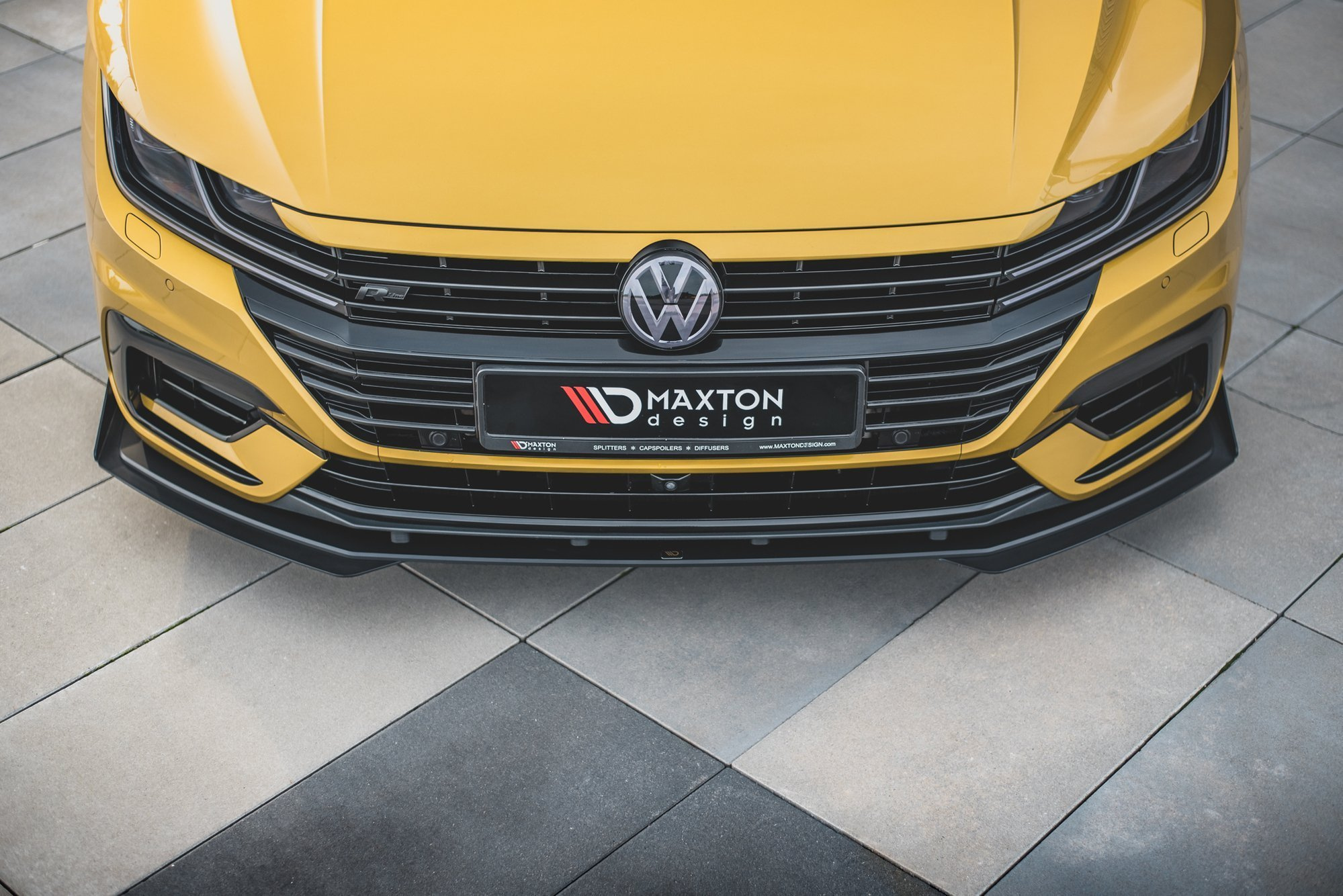 Levikelipat Volkswagen Arteon R-Line, Maxton-3