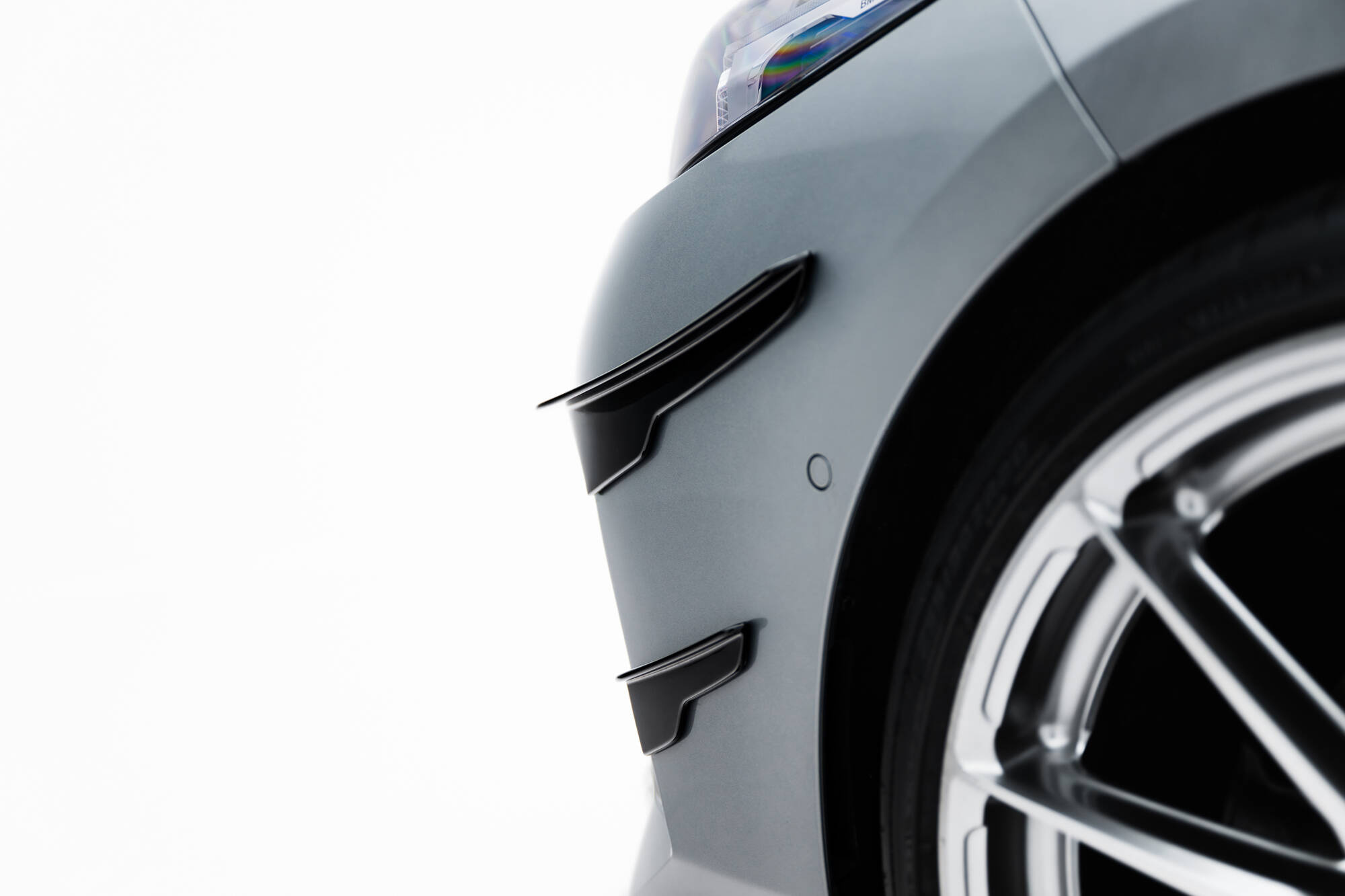 Etulipan levikkeet (Canards) BMW M135i F70, Maxton-3