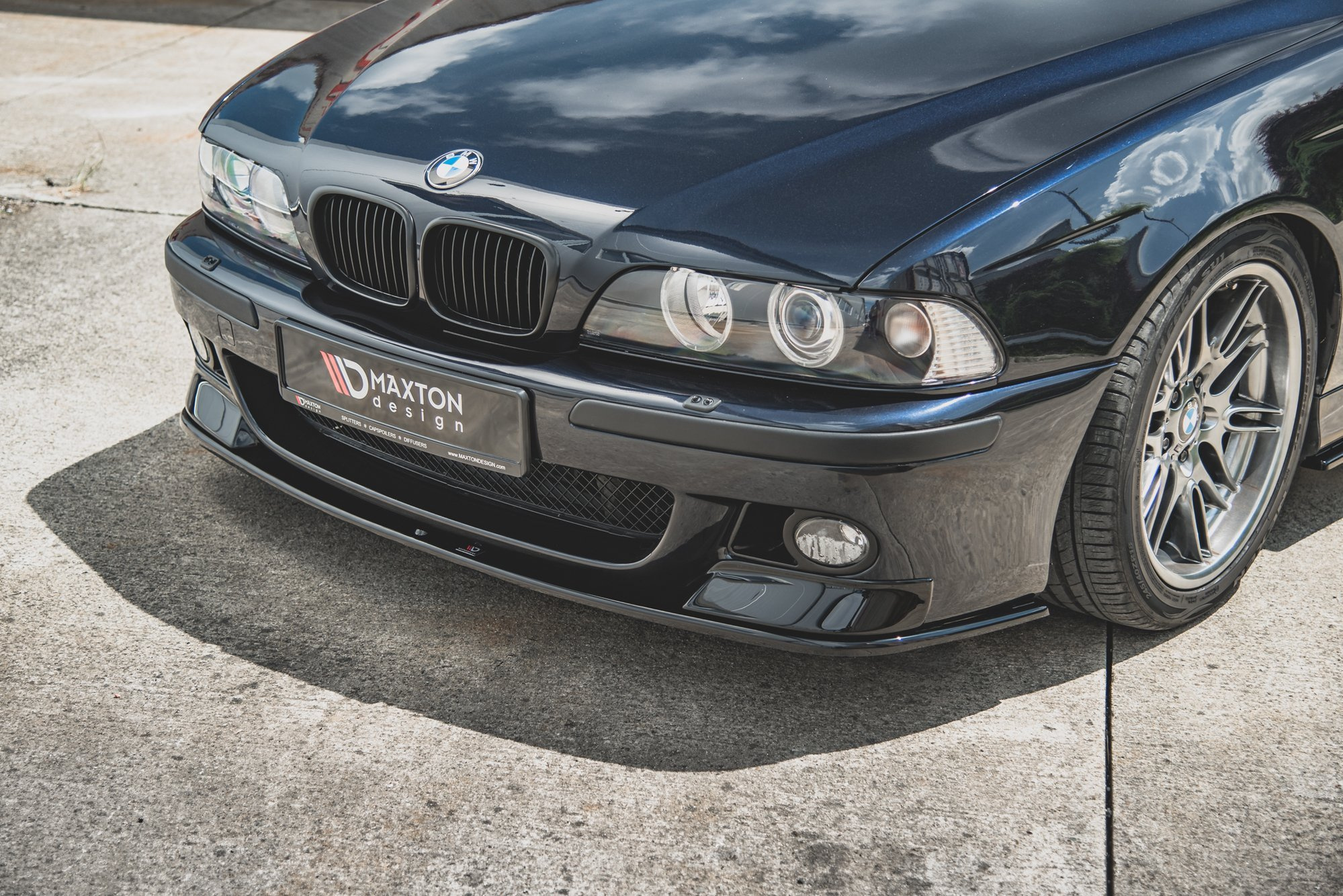 Front Side Splitters + Etulippaisarja BMW M5 / 5 M-Pack E39, Maxton