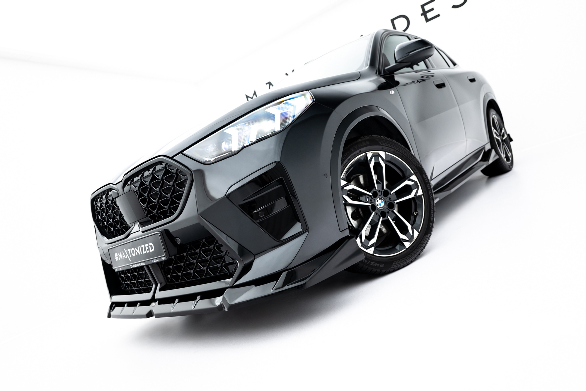 Etulippa BMW X2 M-Pack / iX2 U10, Maxton