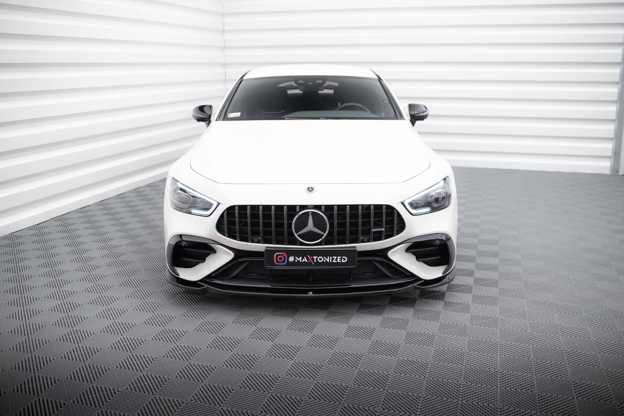 Etusplitteri (V1) Mercedes-AMG GT 43 4 Door Coupe V8 Styling Package, Maxton-2