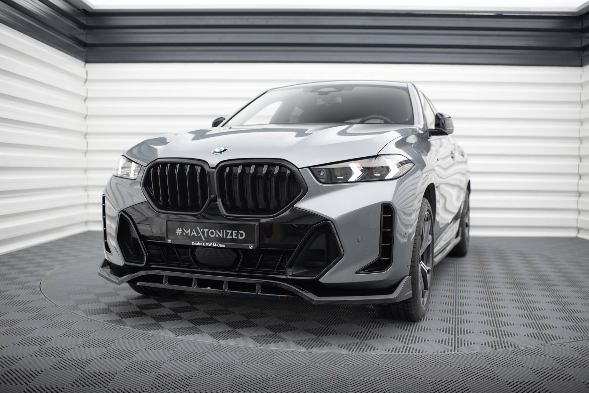 Etusplitteri (V2) BMW X6 M-Pack G06 Facelift, Maxton