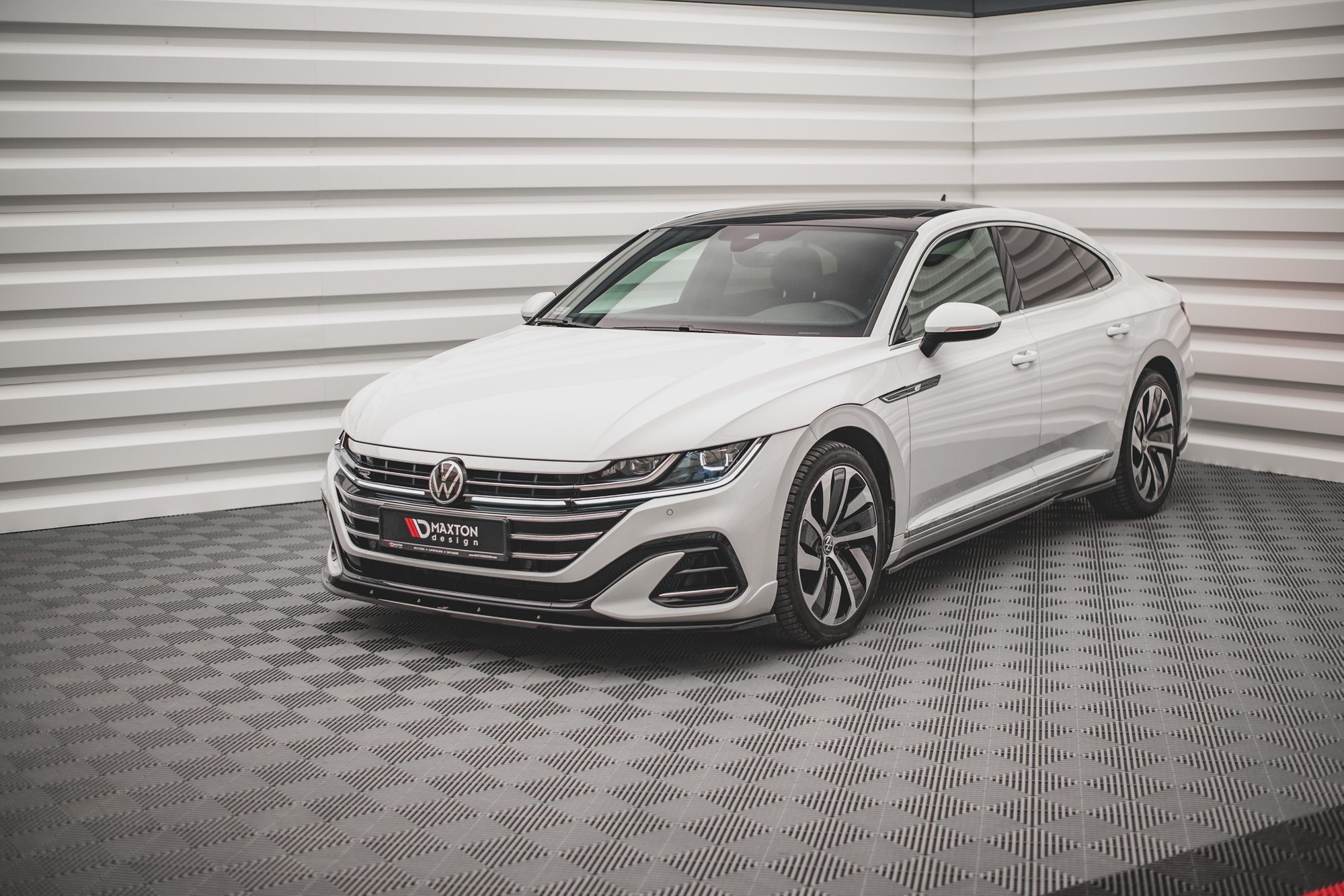 Etusplitteri (V2) Volkswagen Arteon R-Line Facelift, Maxton