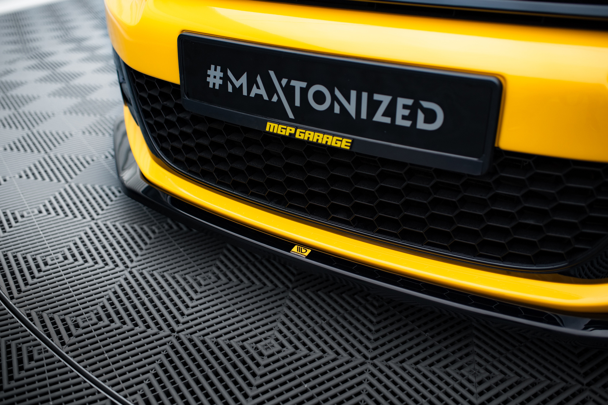 Etusplitteri (V2) Volkswagen Scirocco Mk3, Maxton-3