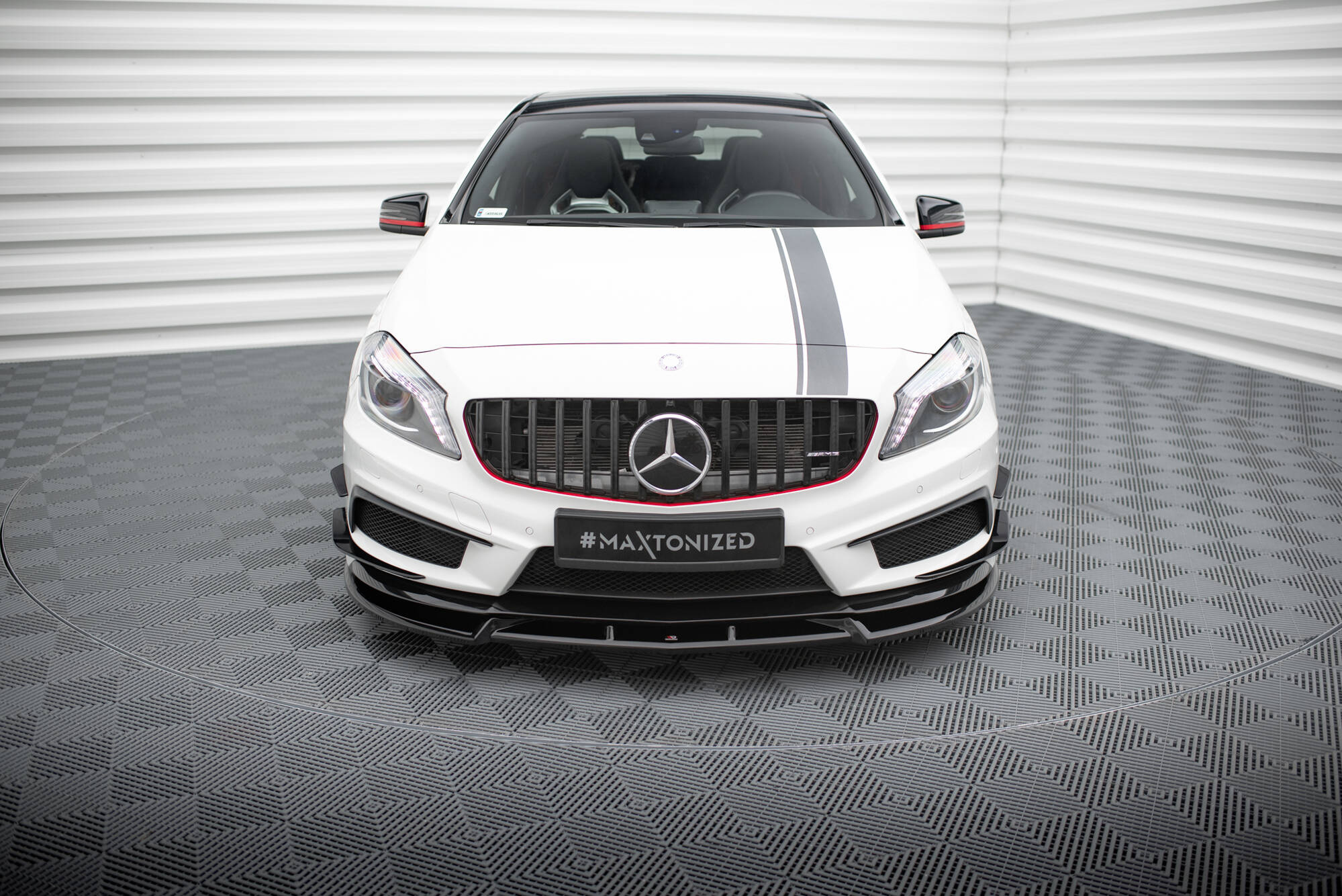 Etusplitteri (V3) Mercedes-Benz A45 AMG W176, Maxton-2