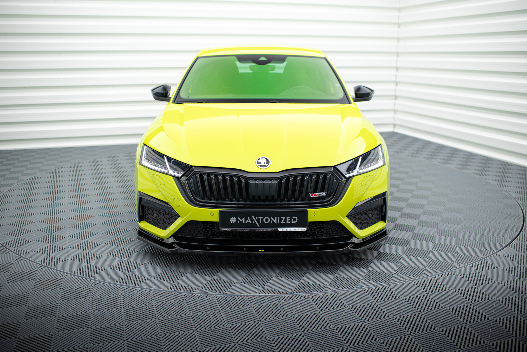 Etusplitteri (V3) Skoda Octavia RS Mk4, Maxton-2