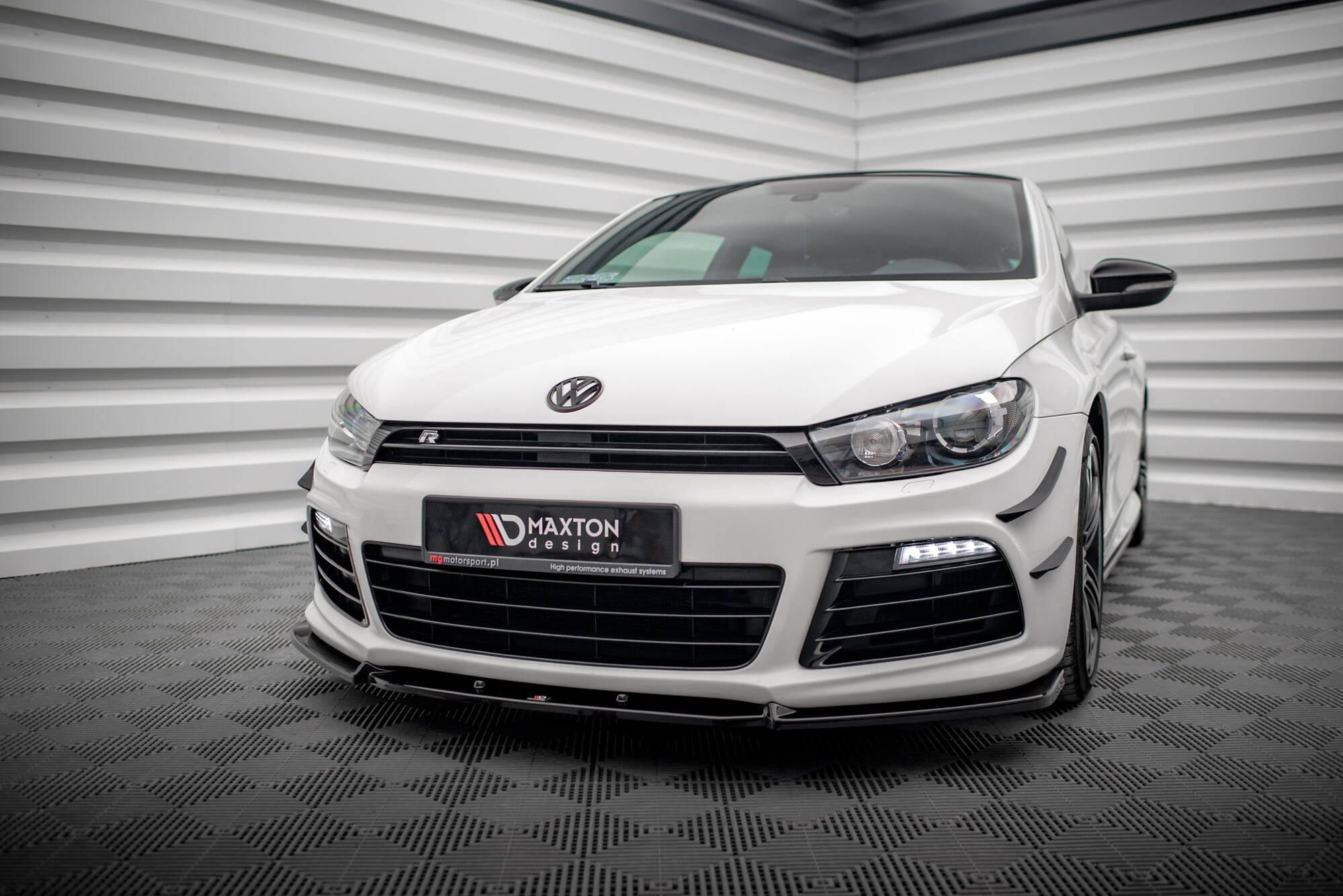 Etusplitteri (V3) Volkswagen Scirocco R Mk3, Maxton