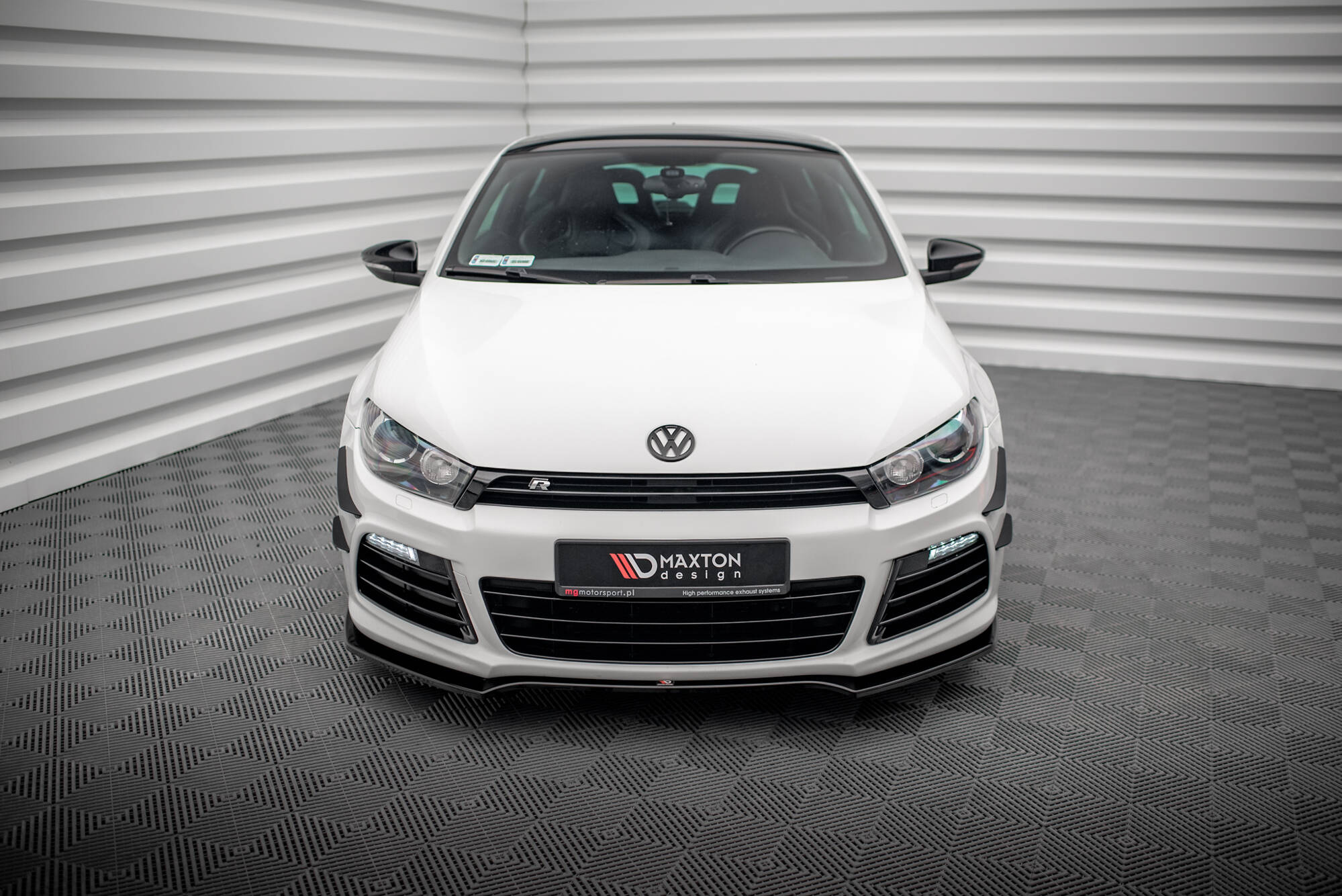 Etusplitteri (V4) Volkswagen Scirocco R Mk3, Maxton-3