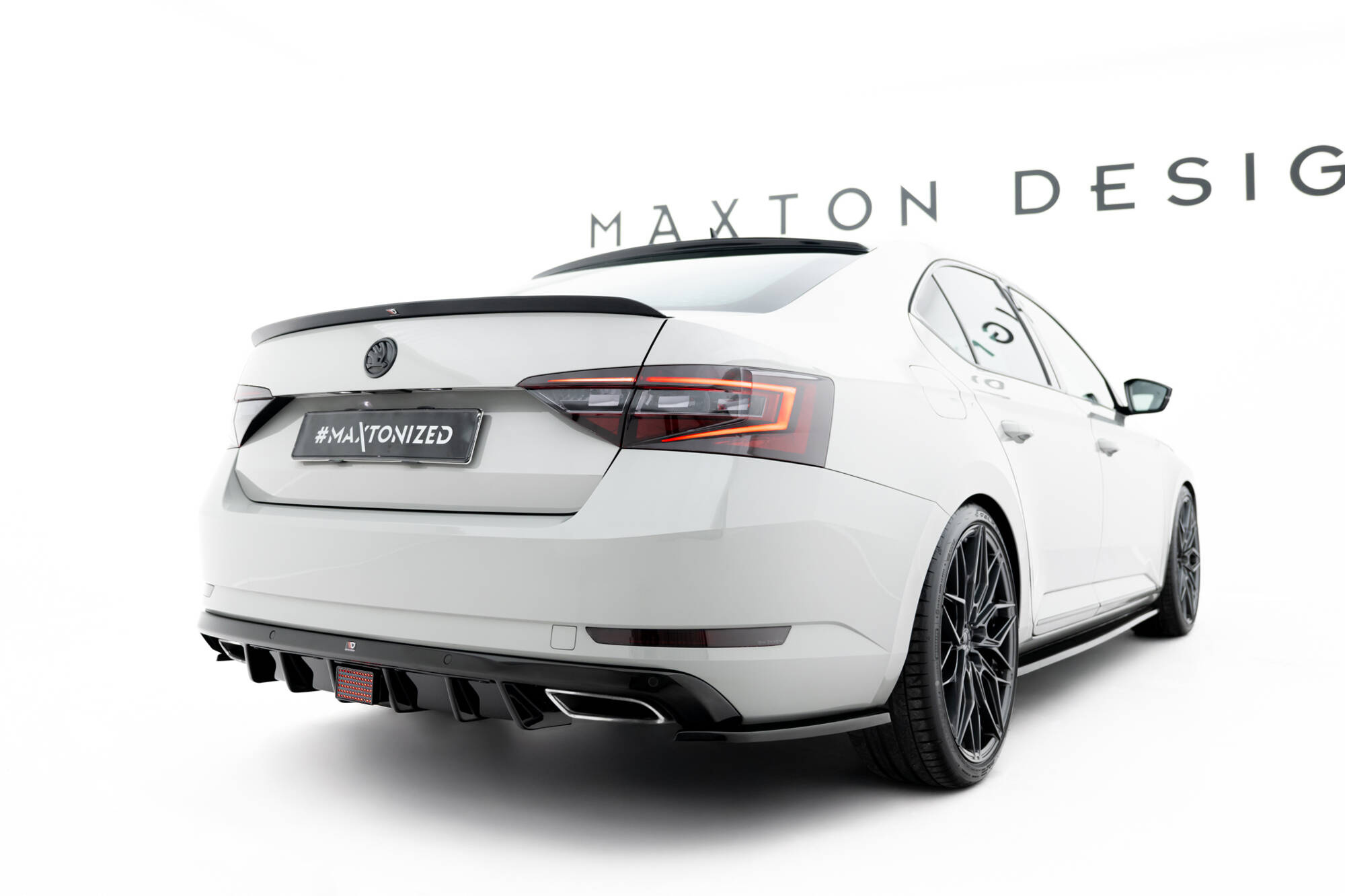 LED jarruvalo Skoda Superb Liftback / Combi Mk3, Maxton-2