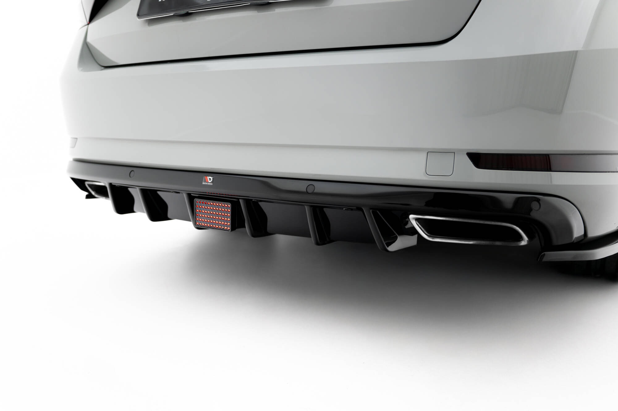 LED jarruvalo Skoda Superb Liftback / Combi Mk3, Maxton-3