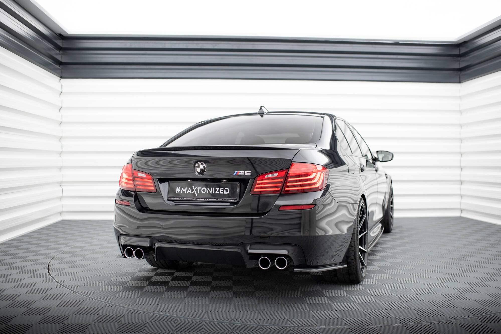 Takasplitterit BMW M5 F10, Maxton-3