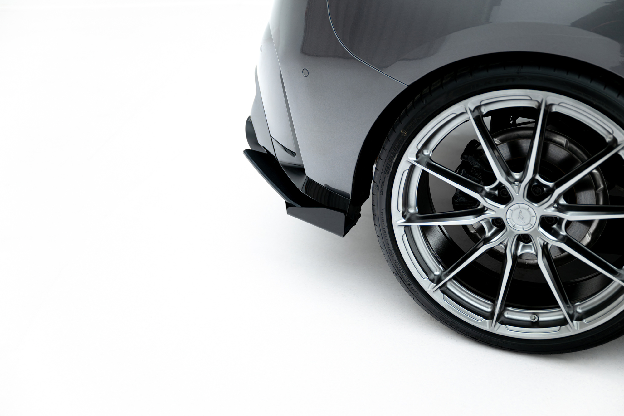 Takasivu lipat (V1) BMW M135i F70, Maxton