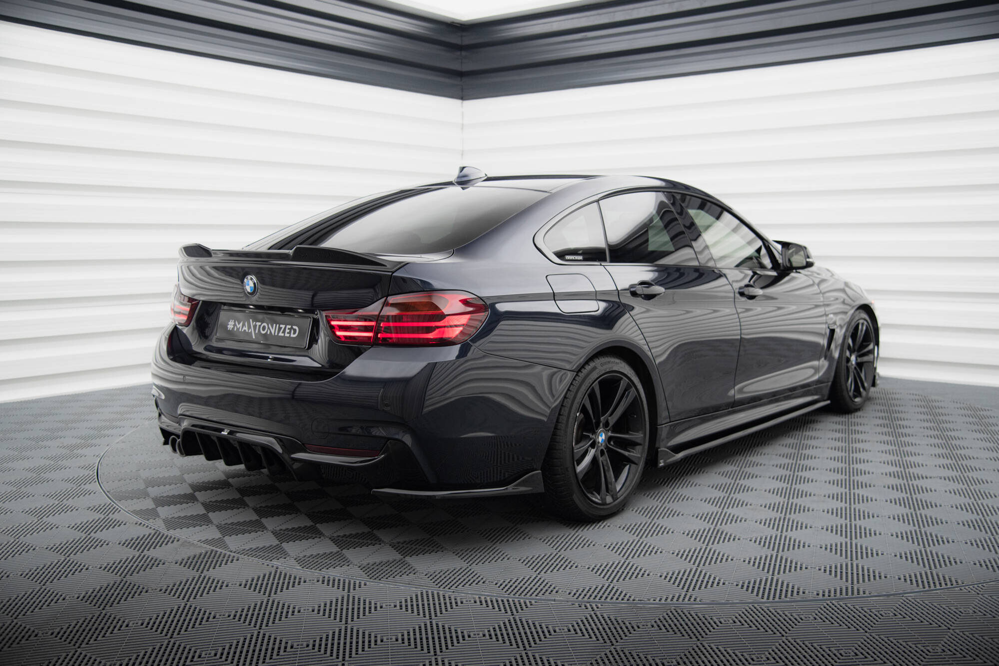 Takasplitterit (V1) BMW 4 Gran Coupe M-Pack F36, Maxton-2