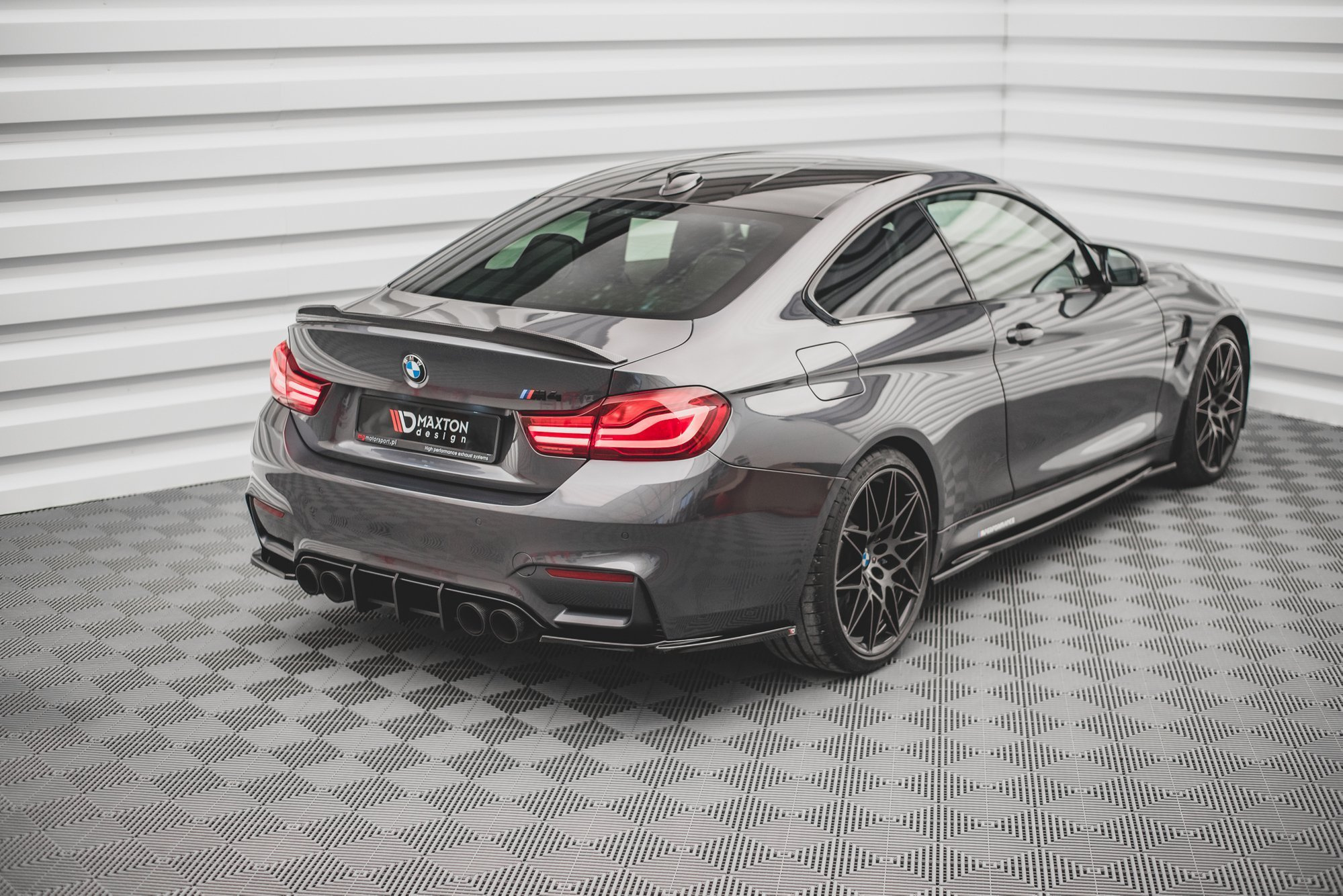 Takasplitterit (V2) BMW M4 F82, Maxton-2