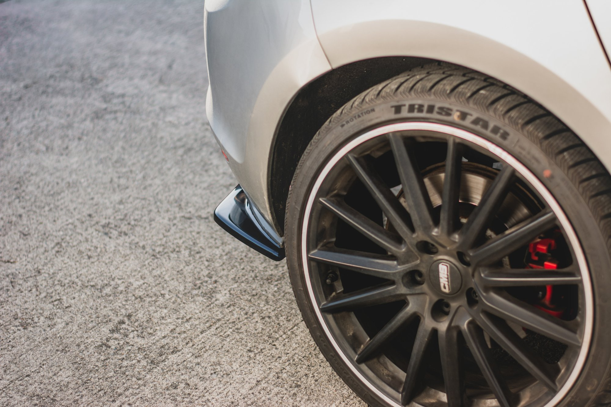 Taka sivusplitterit (V2) VW Golf 7 GTI, Maxton-5