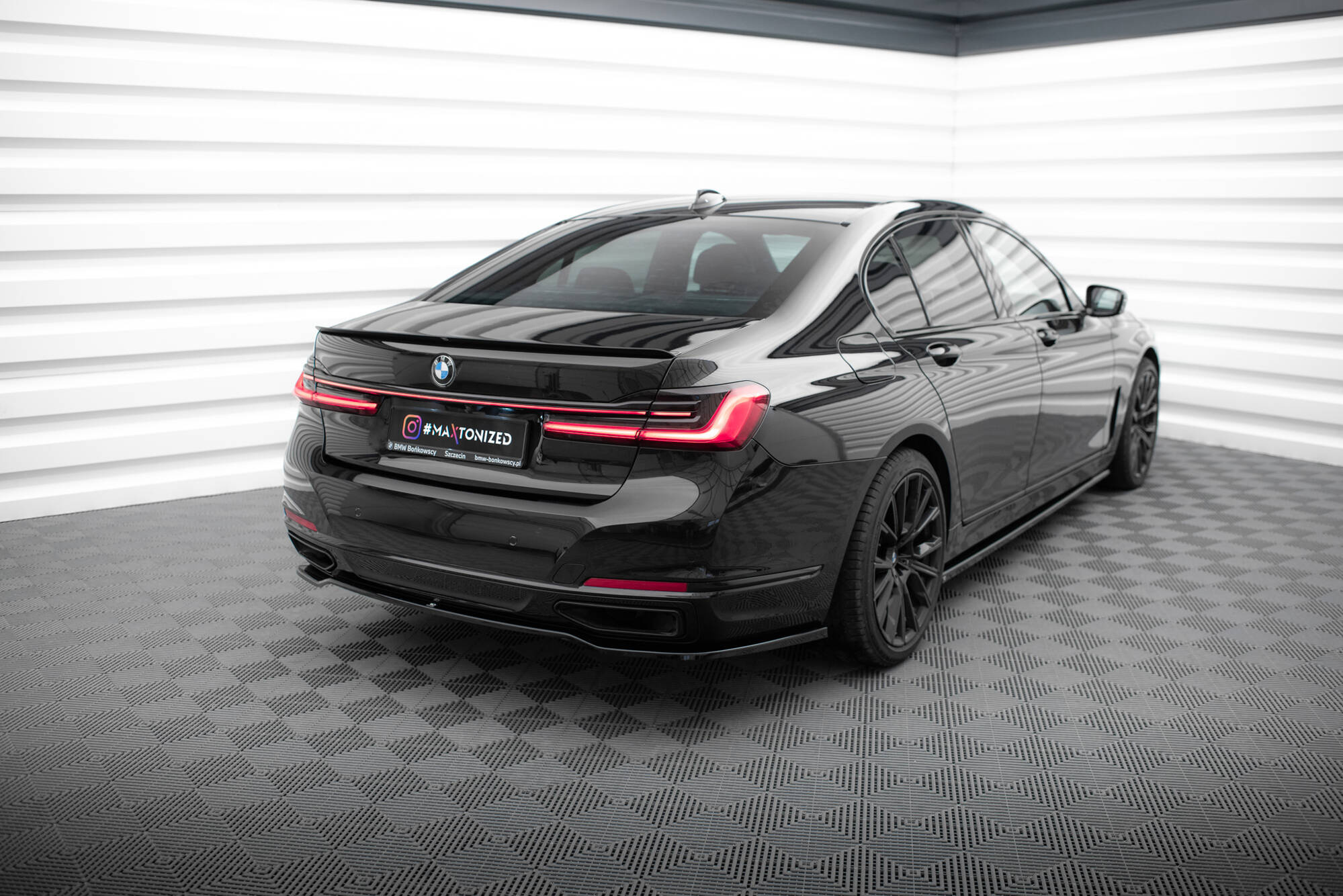 Takasplitteri BMW 7 G11 / G12 Facelift, Maxton-2