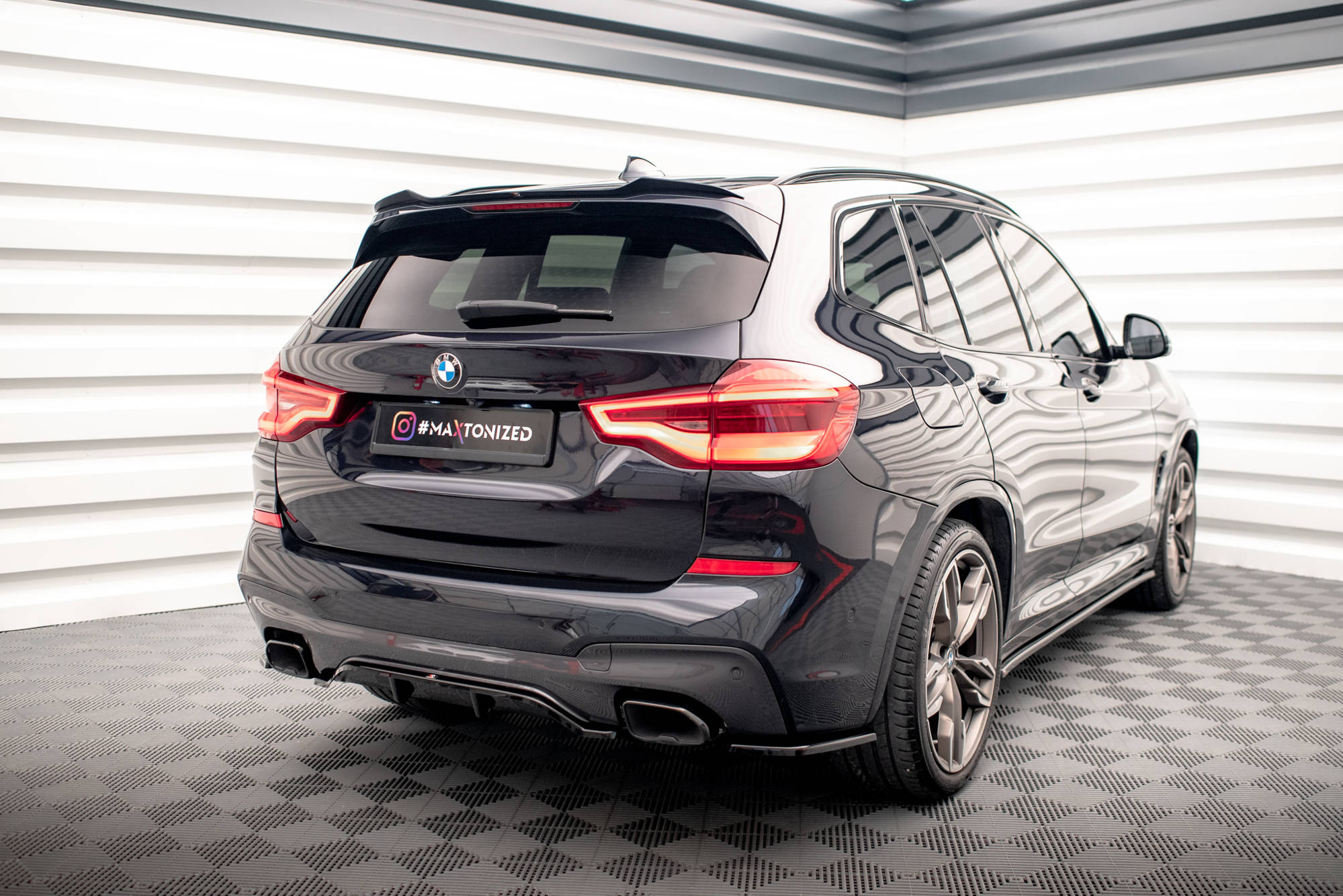 Takasplitteri BMW X3 M40i / M40d G01, Maxton