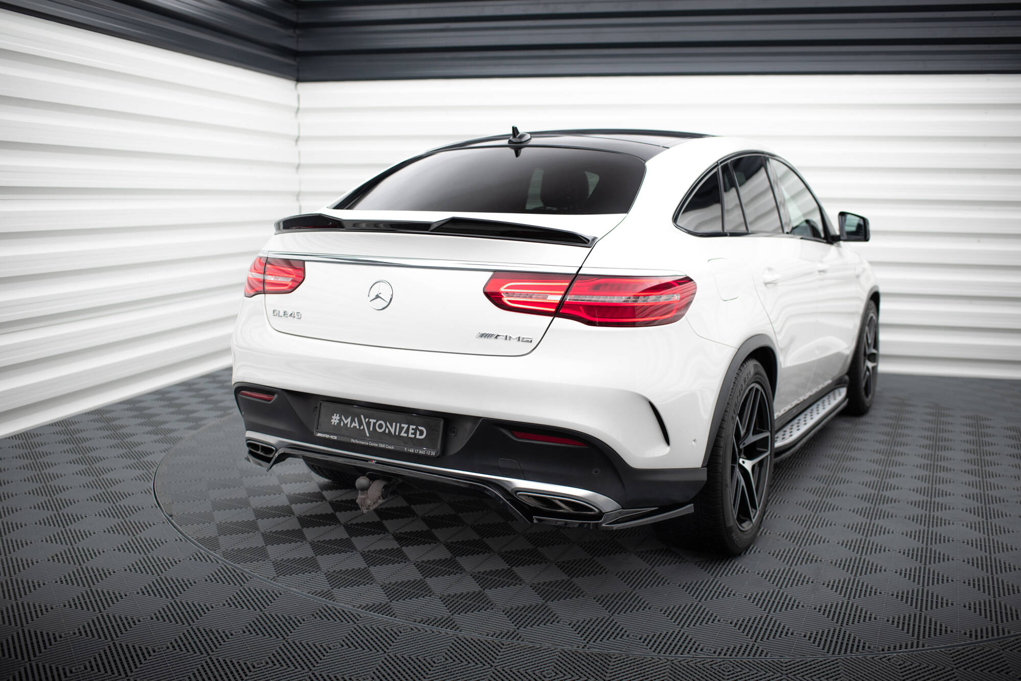 Takasplitteri (w/ v. bars) Mercedes-AMG GLE 43 Coupe C292, Maxton