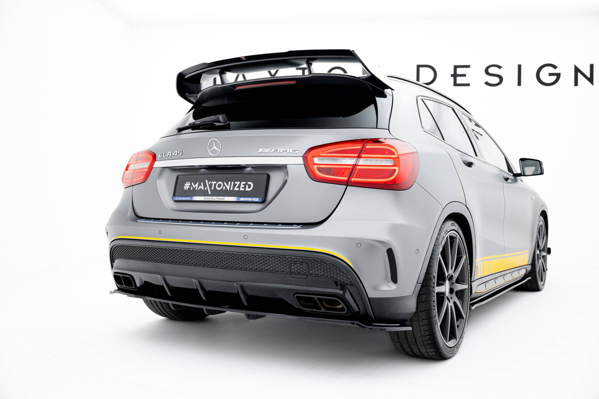 Takasplitteri (w/ v. bars) (V1) Mercedes-Benz GLA 45 AMG, Maxton