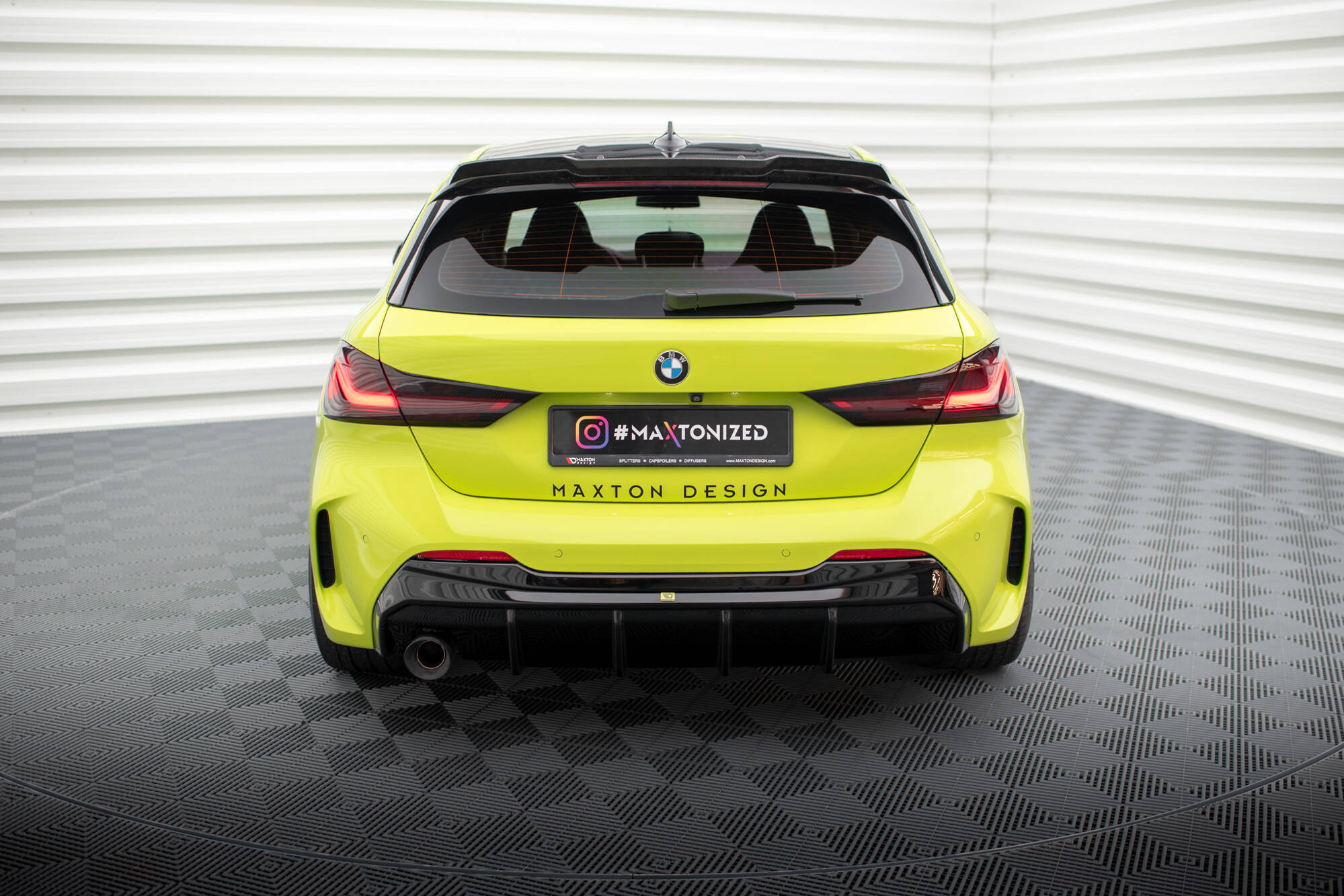 Takahelma (V3) BMW 1 M-Pack / 128ti F40 (Single exhaust, one side), Maxton-2