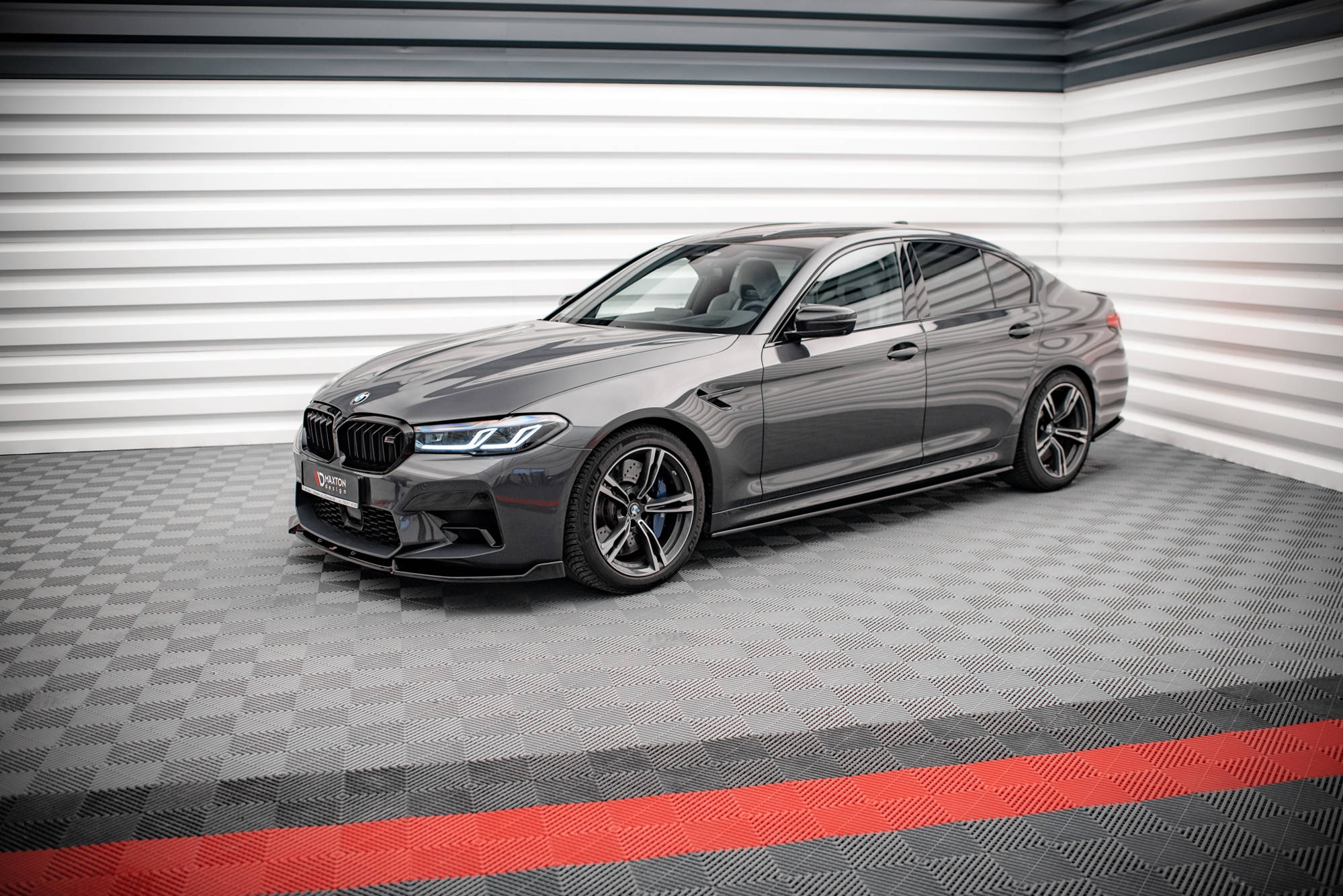 Sivuhelmat BMW M5 F90, Maxton-3
