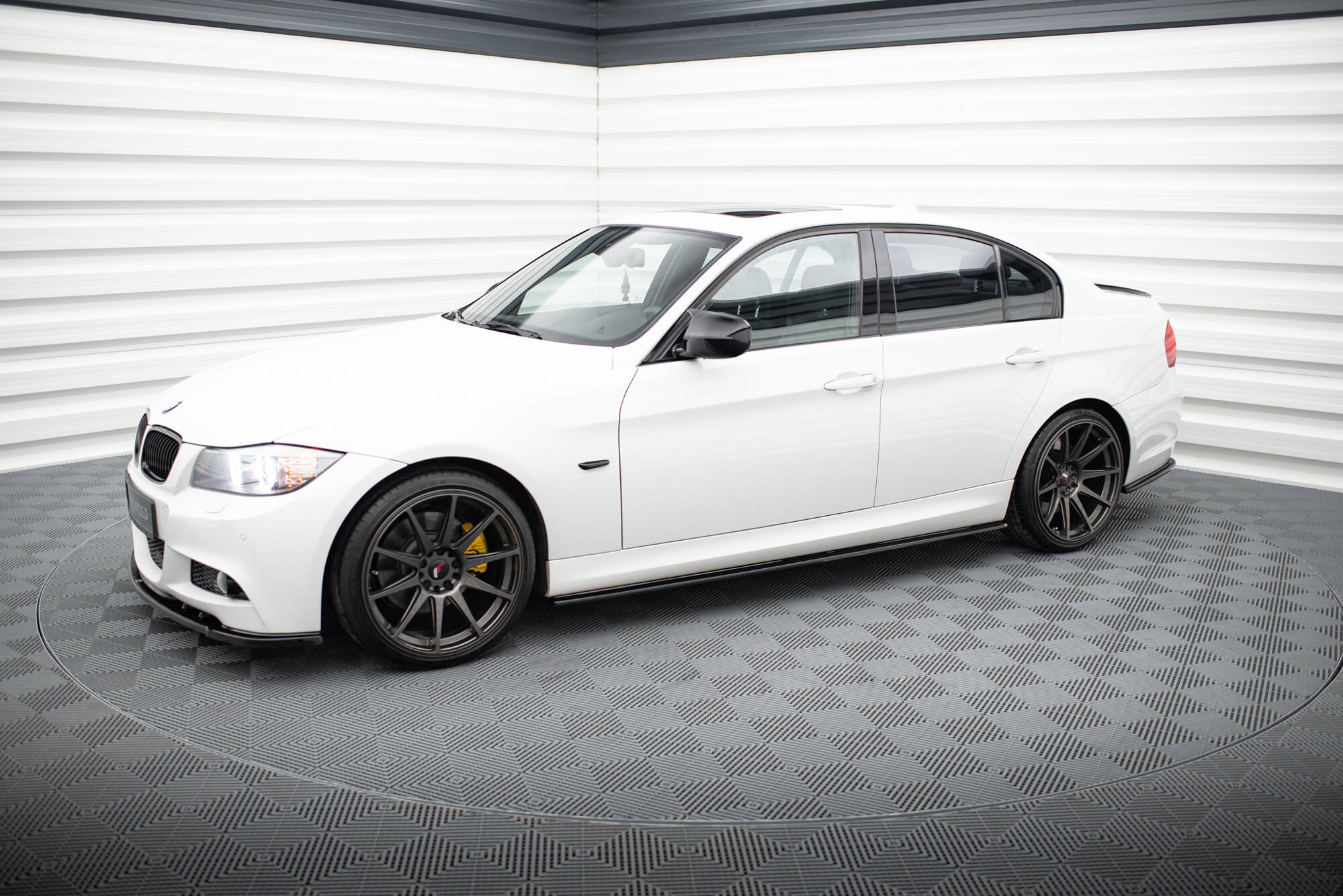 Sivuhelmat BMW 3 E90/91 MPACK, Maxton-2