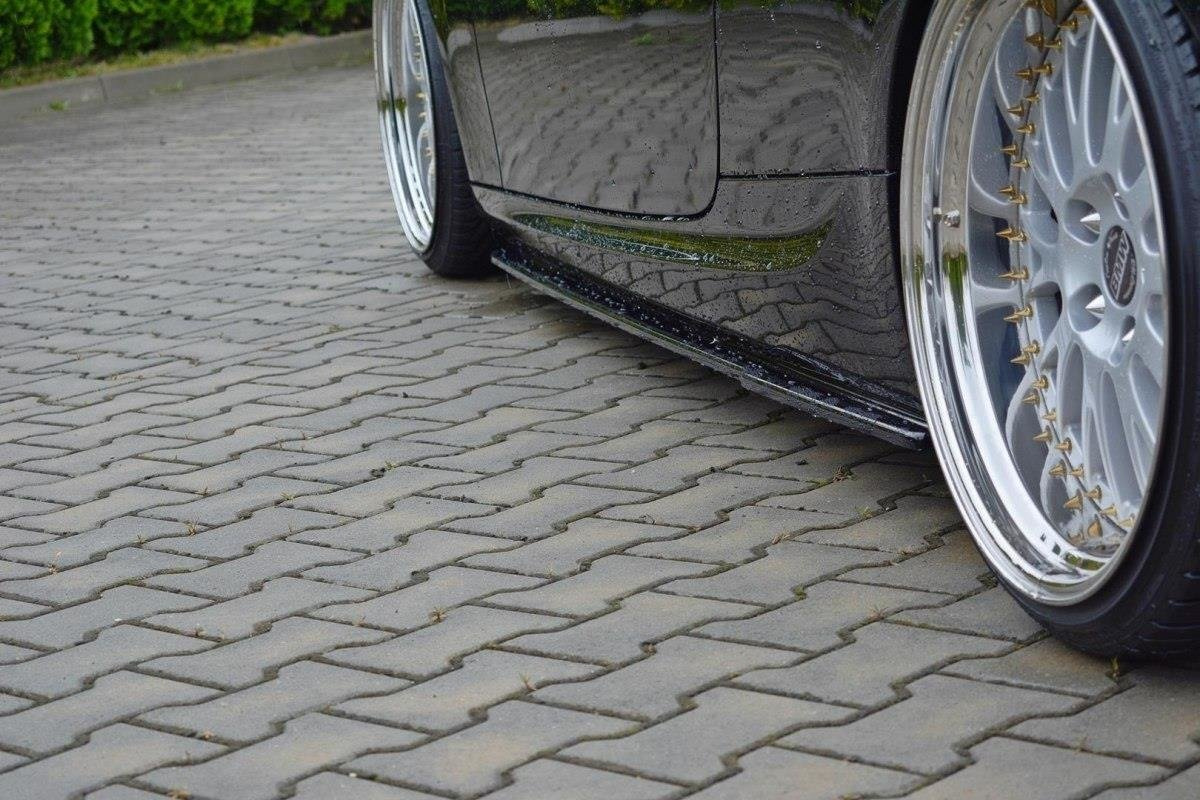 Sivuhelmat BMW 3 E92 M-PACK FACELIFT, Maxton