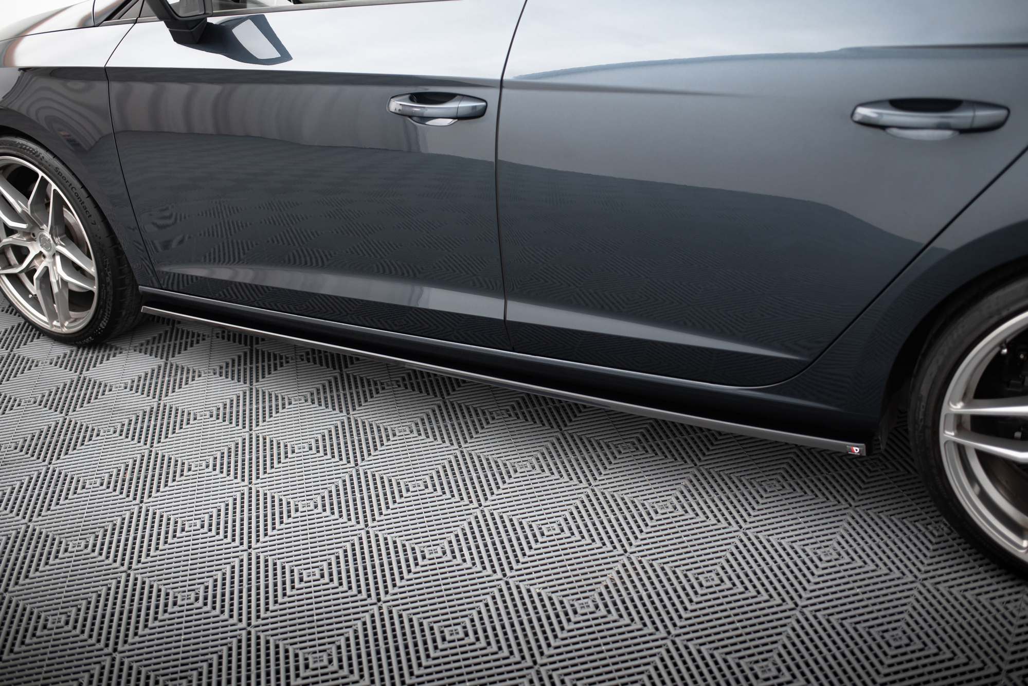 Sivuhelmat v.2 Seat Leon Mk3 Cupra/ FR Facelift, Maxton-4