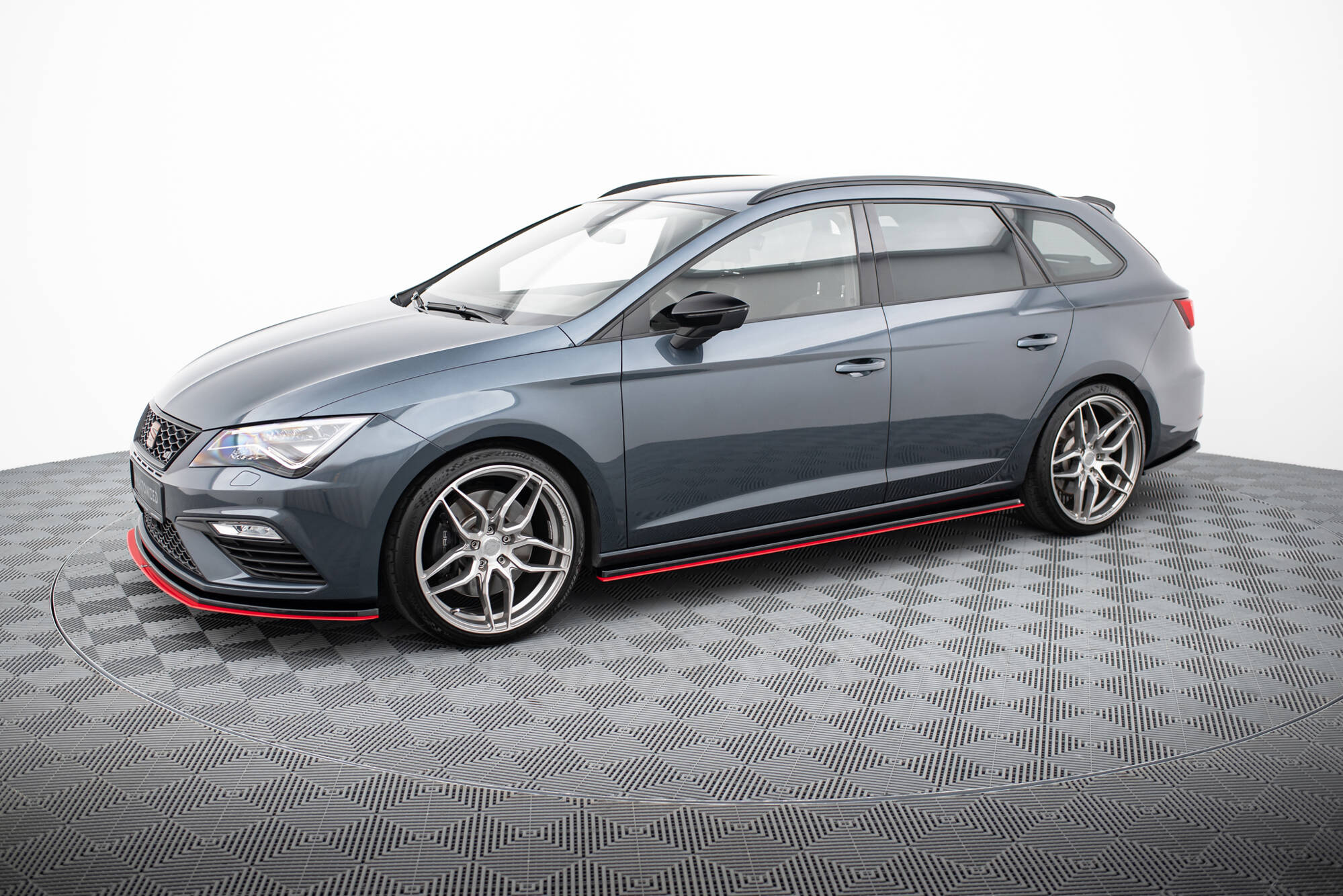 Sivuhelmat v.3 Seat Leon Mk3 Cupra/ FR Facelift, Maxton-2