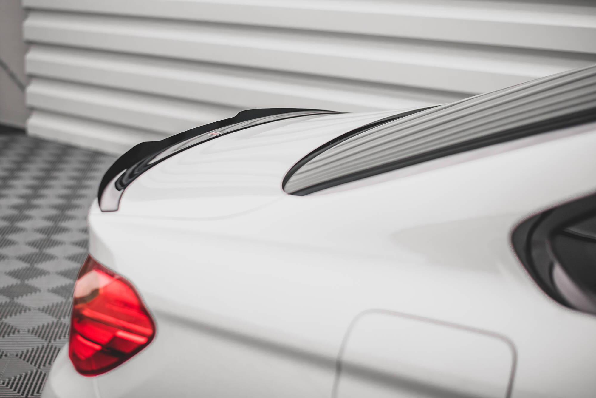 Spoilerilippa BMW 4 F32, Maxton-4