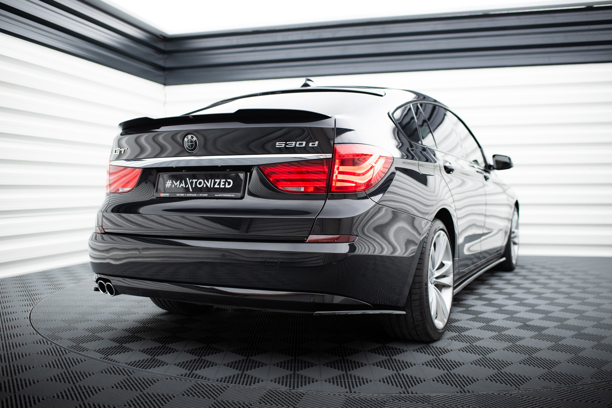 Spoilerilippa BMW 5 GT F07, Maxton-3