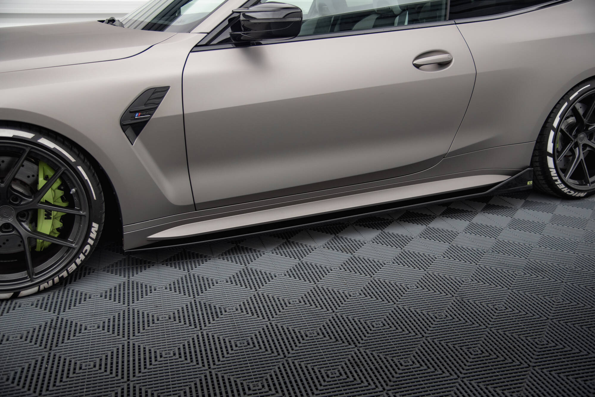 Splitterisarja BMW M4 Coupe G82 / G82 Facelift, Maxton-5