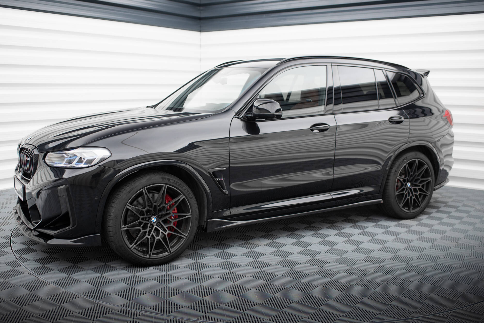 Splitterisarja BMW X3 M F97 Facelift, Maxton