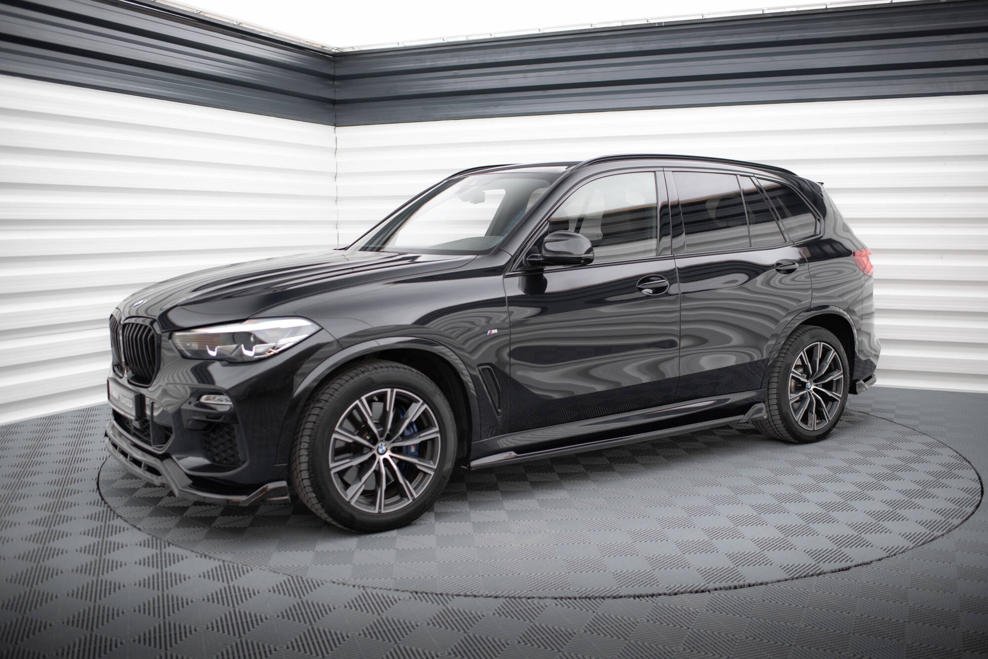 Splitterisarja BMW X5 M-Pack G05, Maxton