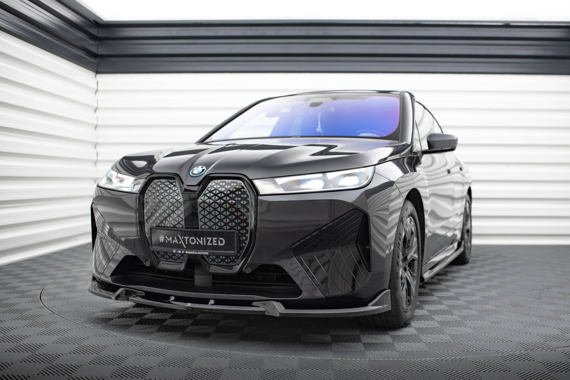 Splitterisarja BMW iX M-Pack i20, Maxton-3