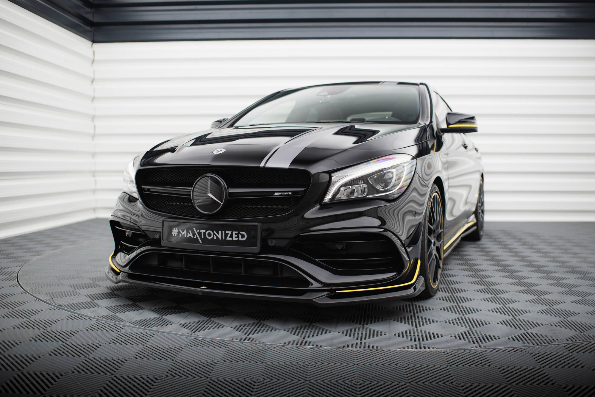Splitterisarja Mercedes-AMG CLA 45 Aero C117 Facelift, Maxton-4