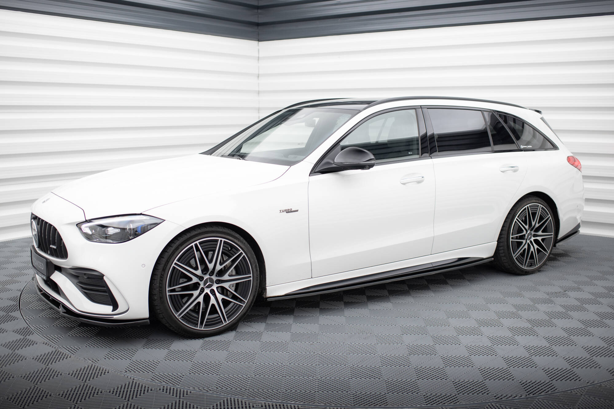 Splitterisarja Mercedes-Benz C Estate AMG-Line / 43 AMG S206, Maxton