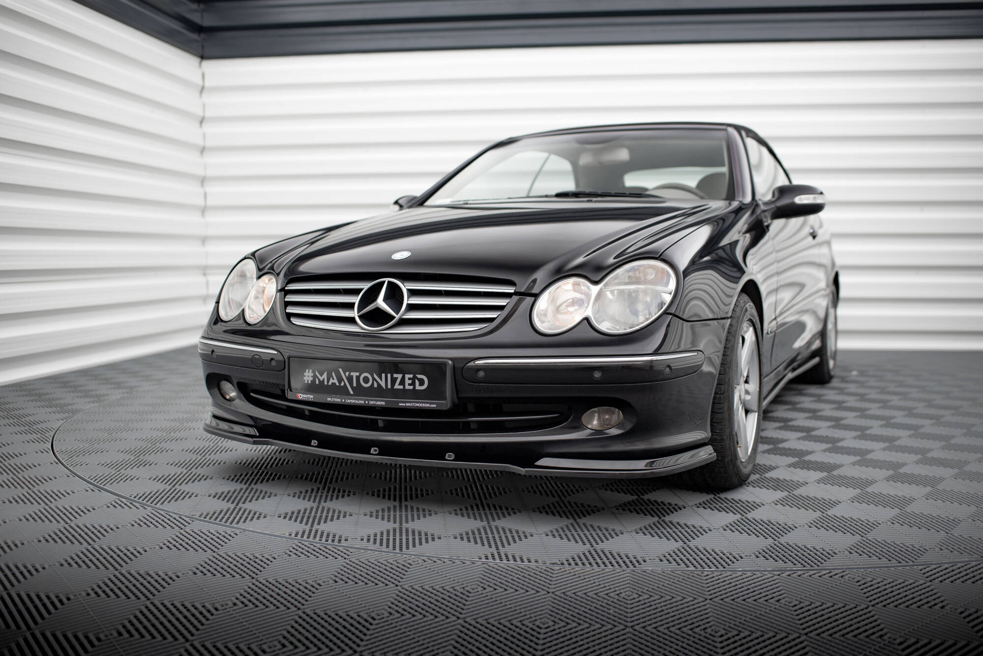 Splitterisarja Mercedes-Benz CLK W209, Maxton-4