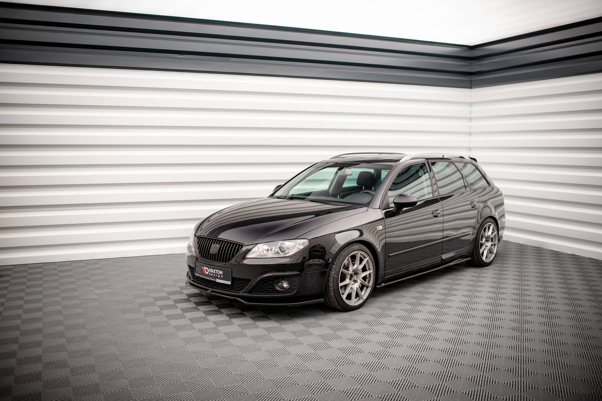 Splitterisarja Seat Exeo ST, Maxton