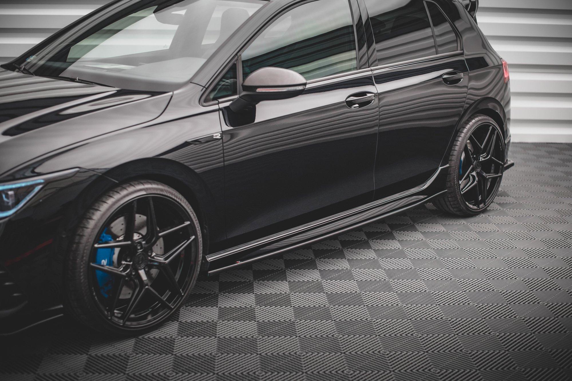 Splitterisarja Volkswagen Golf R Mk8, Maxton-5