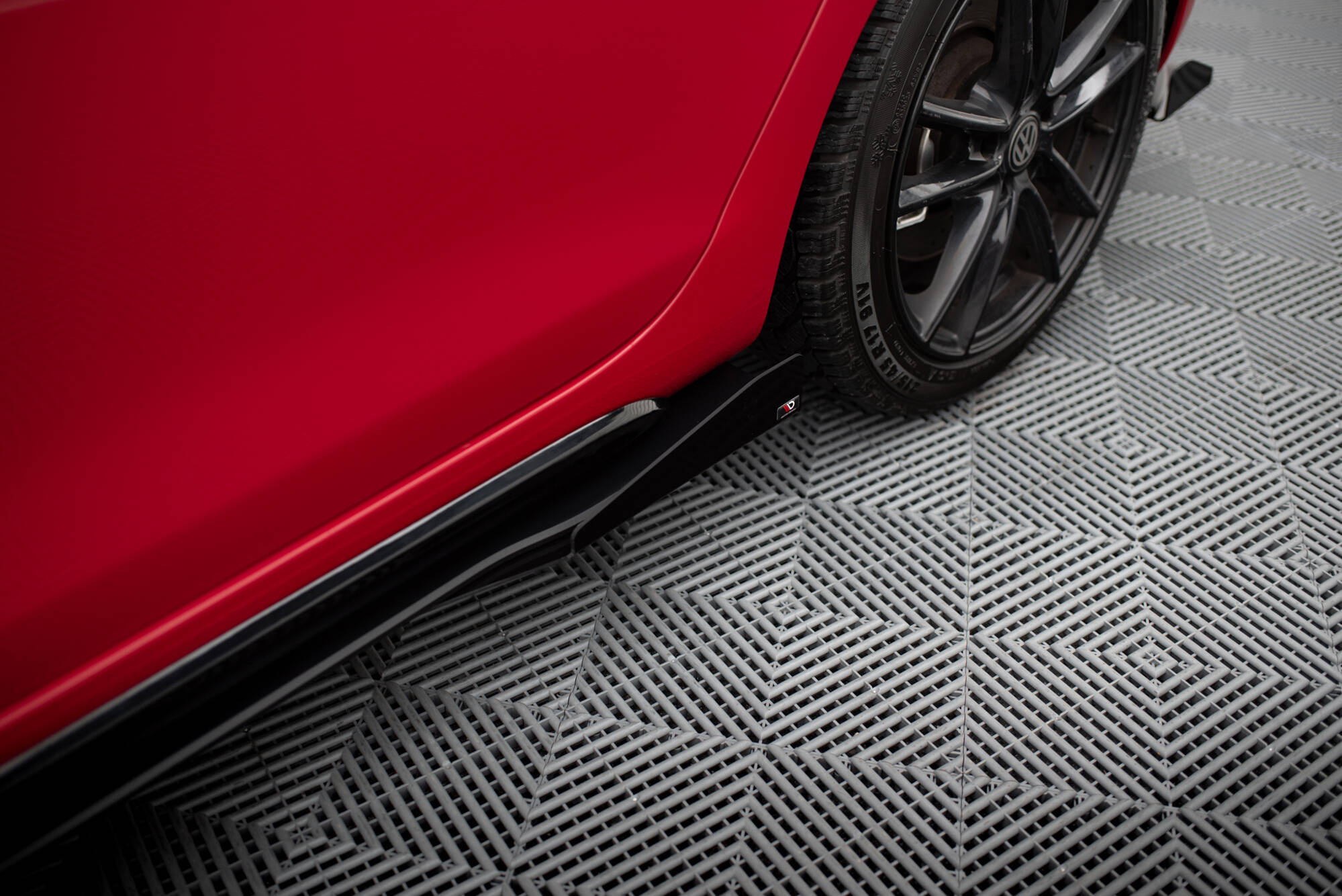 Sivu levikelipat Volkswagen Golf GTI Mk6, Maxton