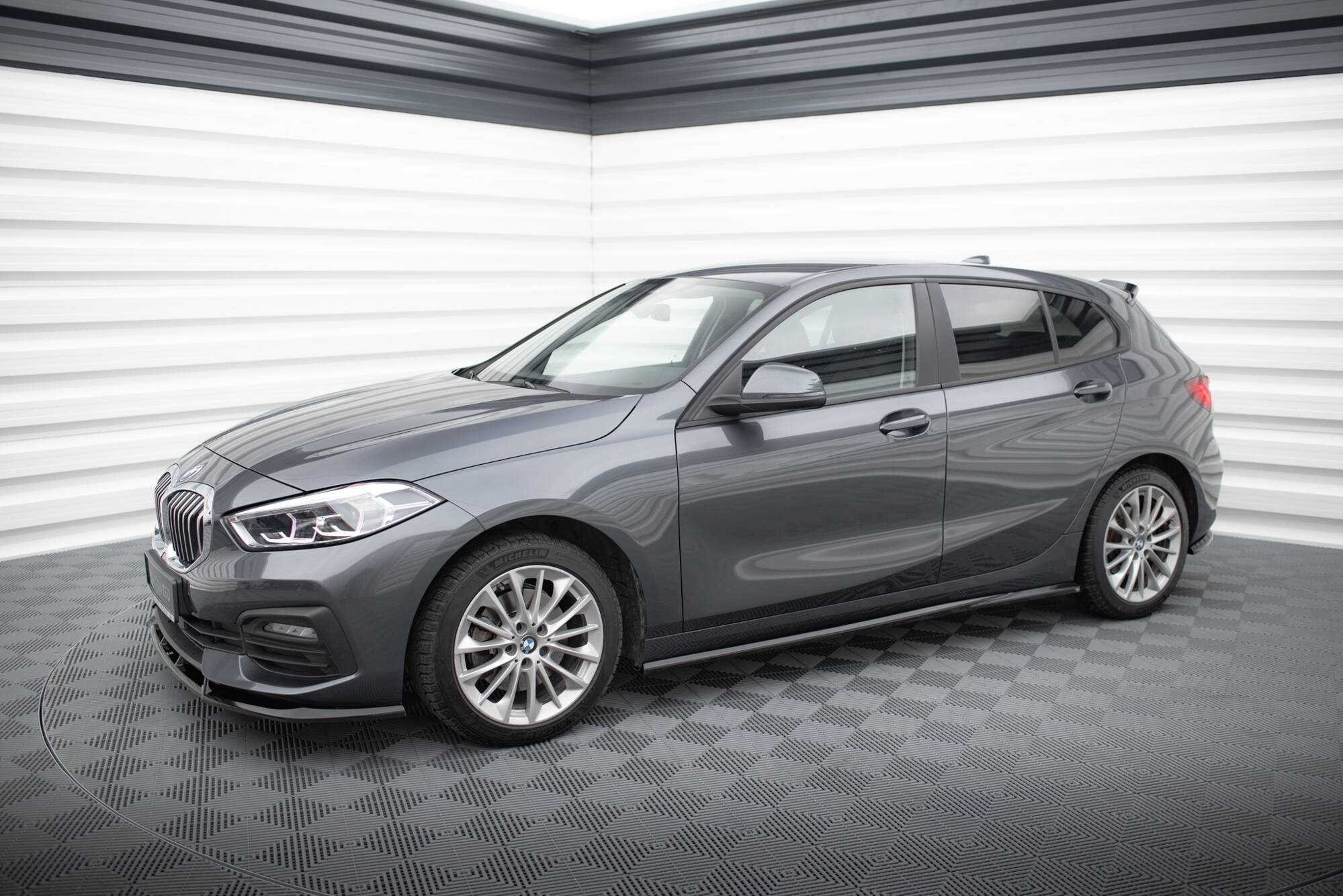 Sivuhelmat BMW 1 F40, Maxton-2