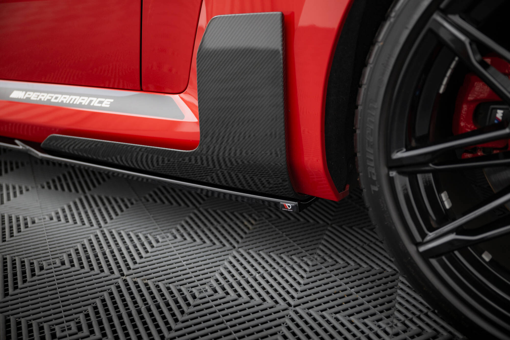 Sivuhelmat BMW M2 M-Performance G87, Maxton-5