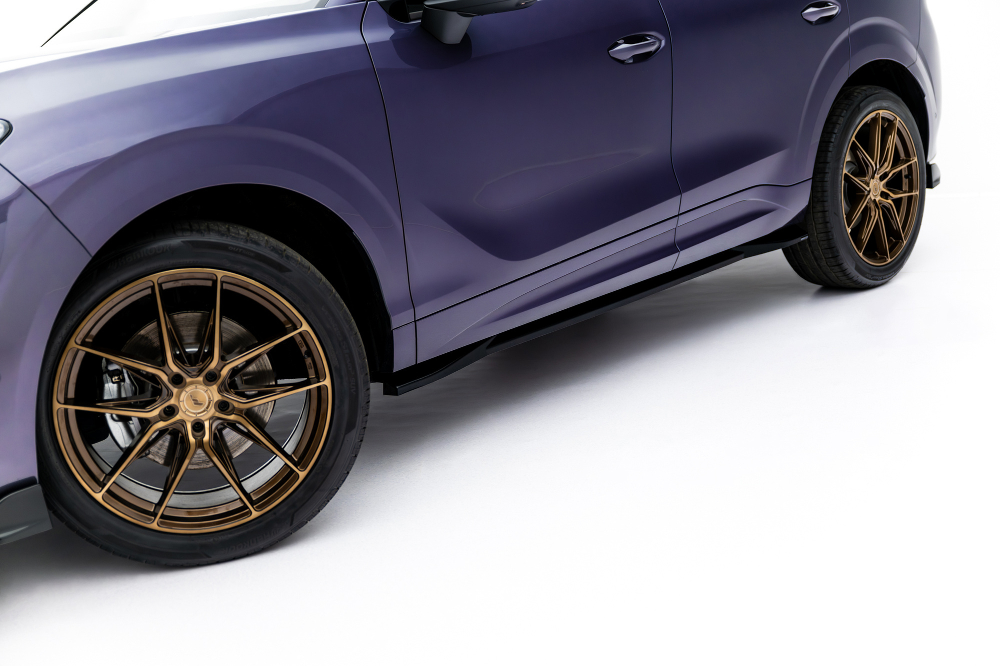 Sivuhelmat Cupra Terramar Mk1, Maxton