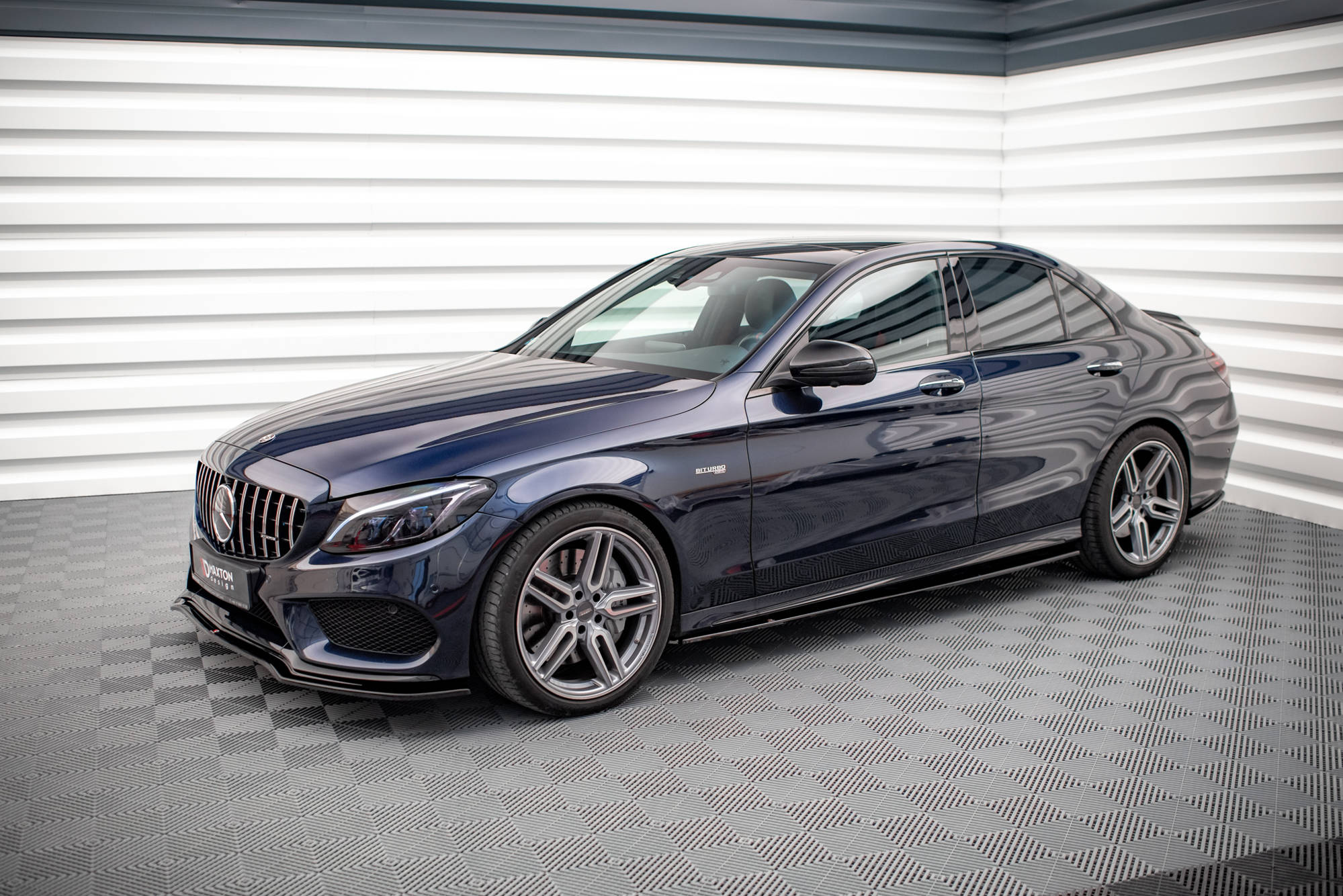Sivuhelmat Mercedes-AMG C 43 / AMG-Line W205, Maxton-2